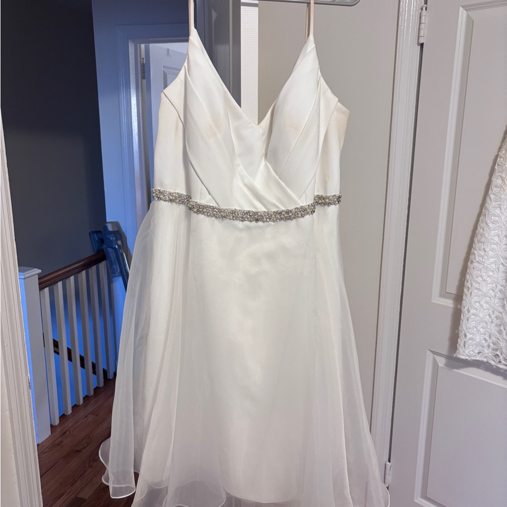 Elegant White Wedding Dress with Beaded Waist